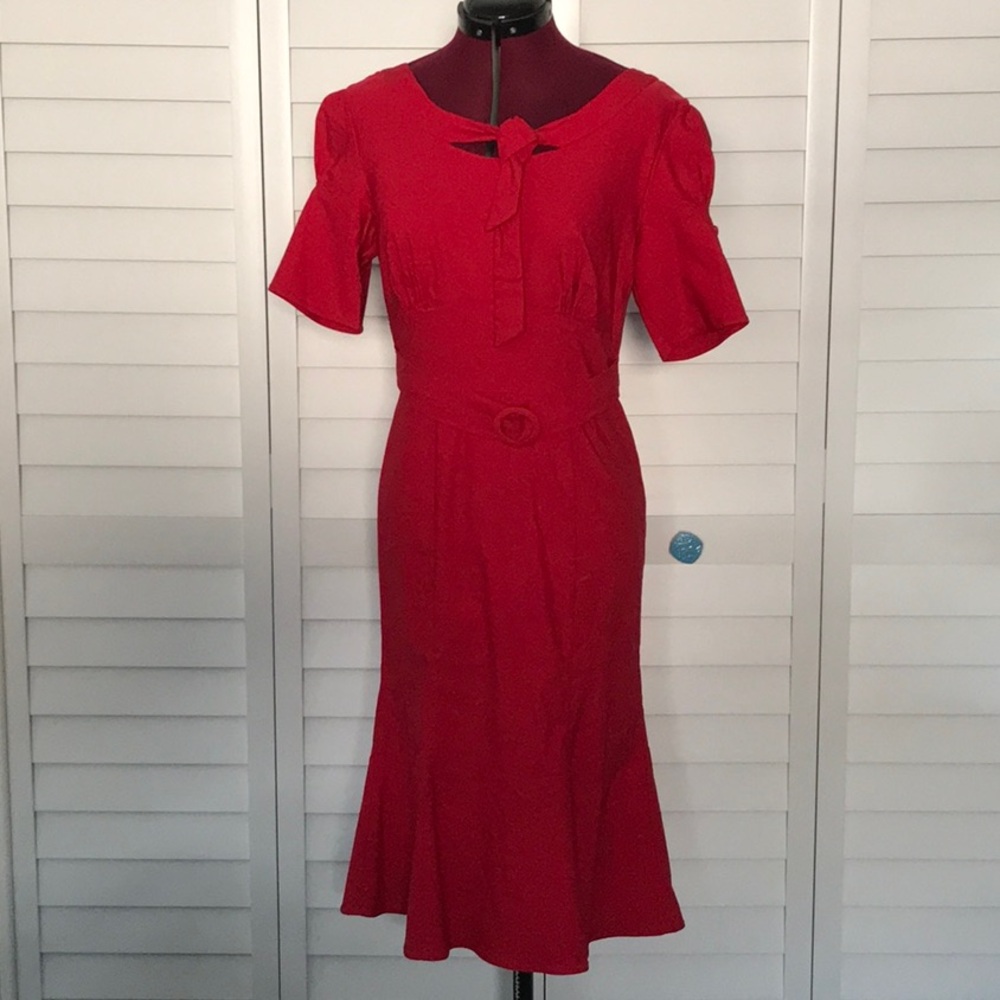 Elegant Red Midi Dress